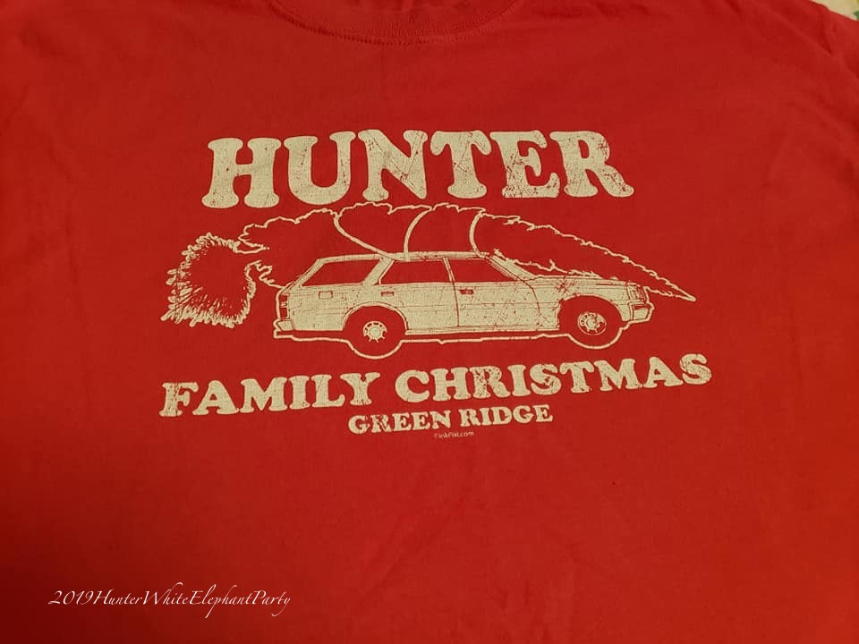 Aunt Maybelle's pics are scattered in this post here and there including this t-shirt pic. Now we all want one! The only door you'll find this post.