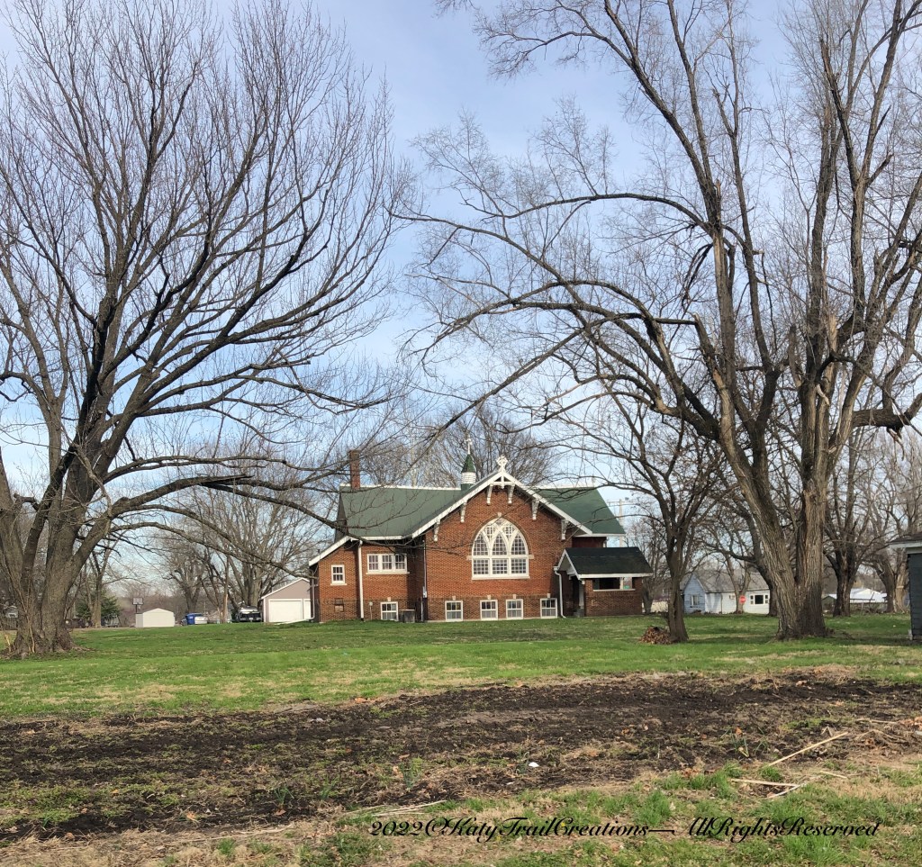 Another side view with some garden prep going on in the foreground
